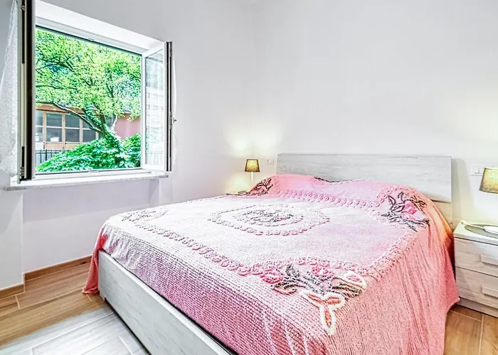 Lovely In With Wifi Apartament